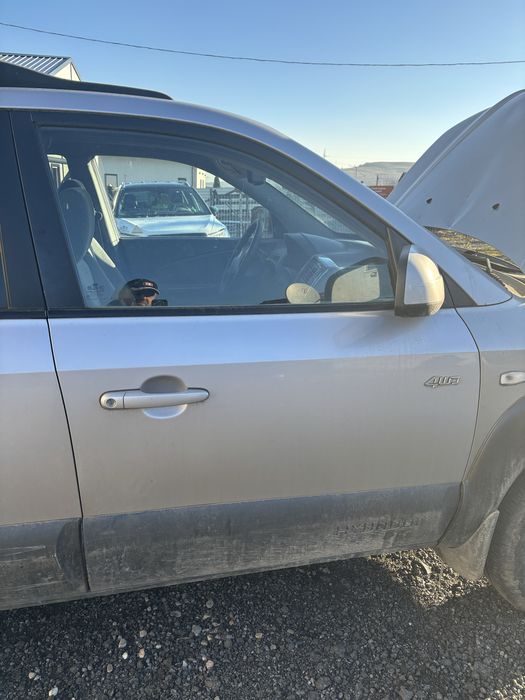 usa fata spate Hyundai Tucson dezmembrari Hyundai