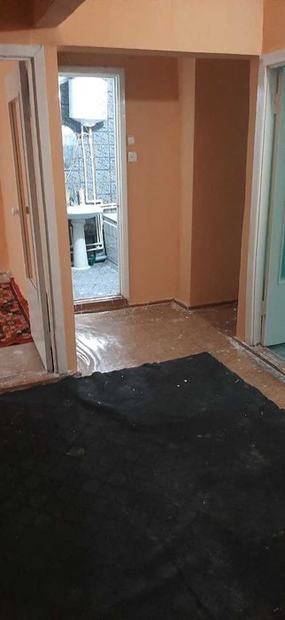 Доконал 26-мактаб 4 хонали квартира ижарага берилади. ID: 1620