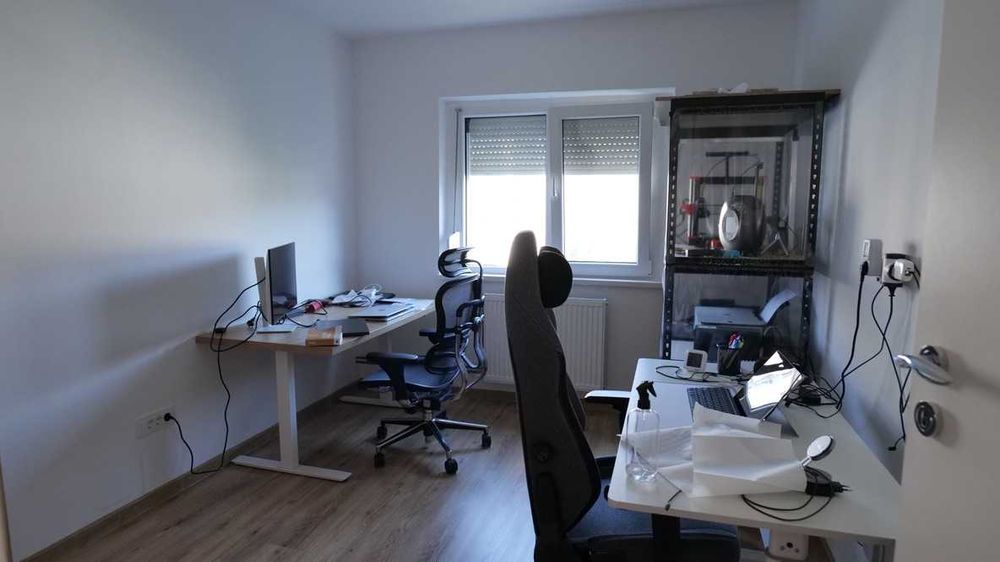 Apartament decomandat cu 3 camere in zona Ramada