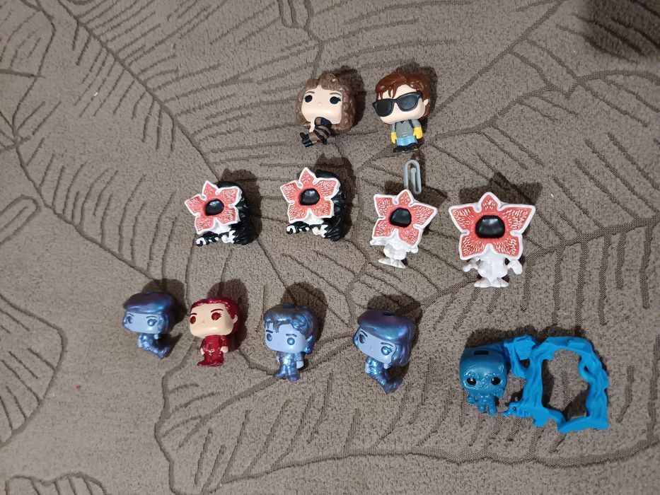 Фигурки Stranger things Kinder joy