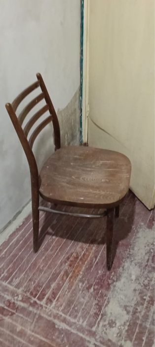 Продам стулья в хорошем состояние.