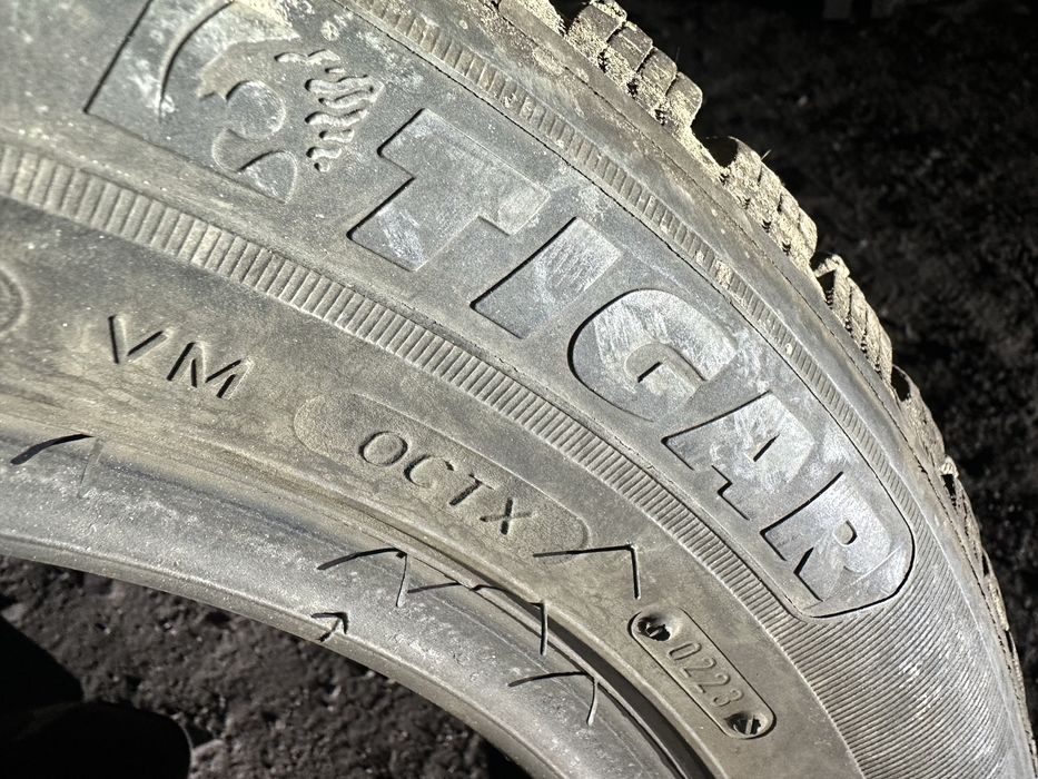 Шины 215/55R16 (4шт)