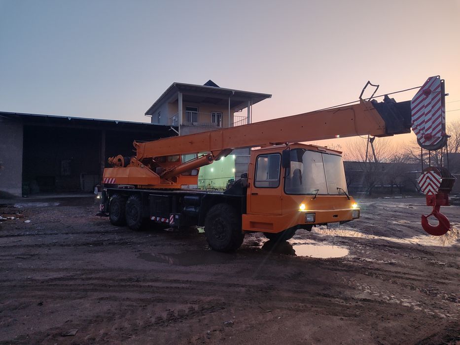Авто кран днепр 25т