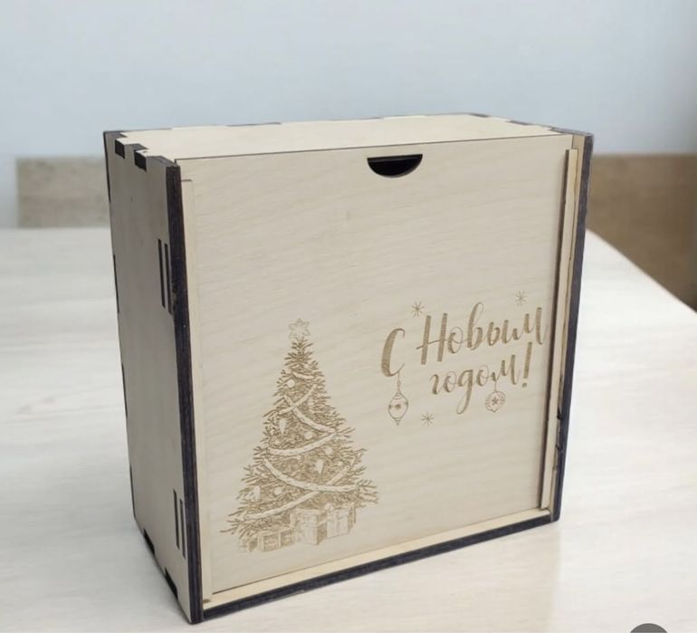 Деревянные подарочные коробки