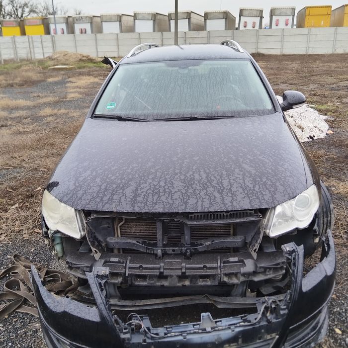 Far/faruri stanga/dreapta Vw Passat B6 an 2005-2010