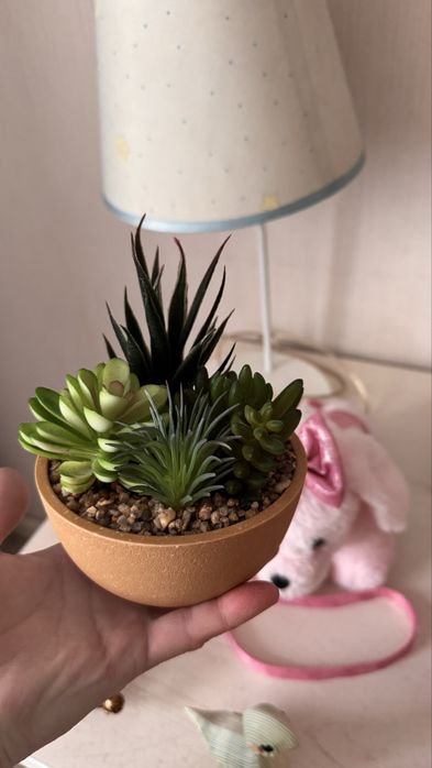 Продам картину, ночник, игрушки и прочее