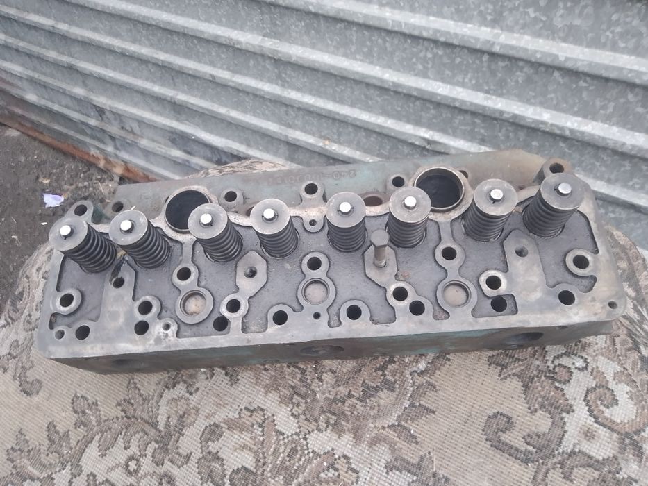 Продам головку на трактор МТЗ