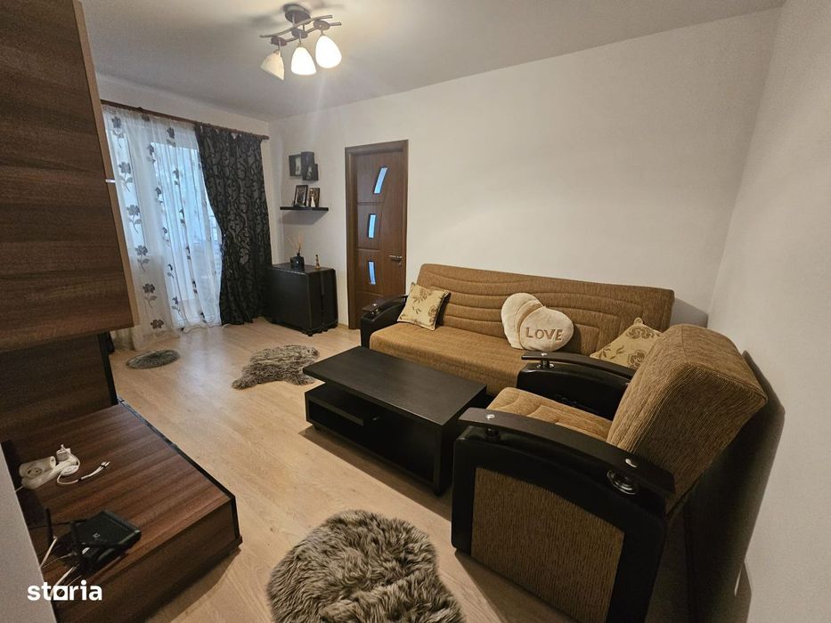 Apartament cu 3 camere Casa De Cultura