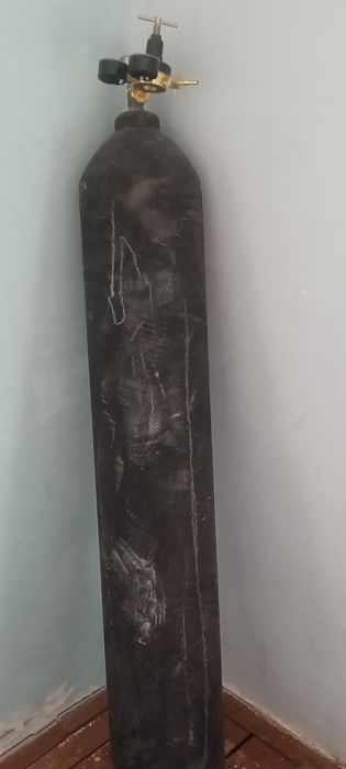 ugli kisli balon to'la gazi bilan