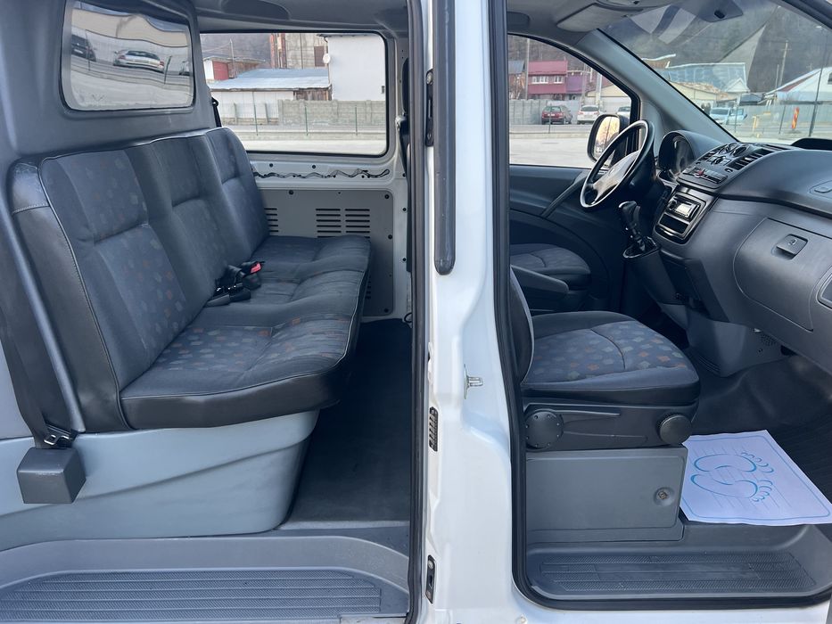 Mercedes-Benz Vito / Lung / AC / Dubla-cabina / Usi duble spate