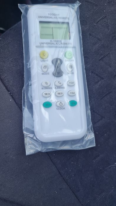 Telecomanda universală K-1028E
