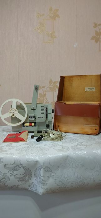 Кинопроектор Русь советский СССР