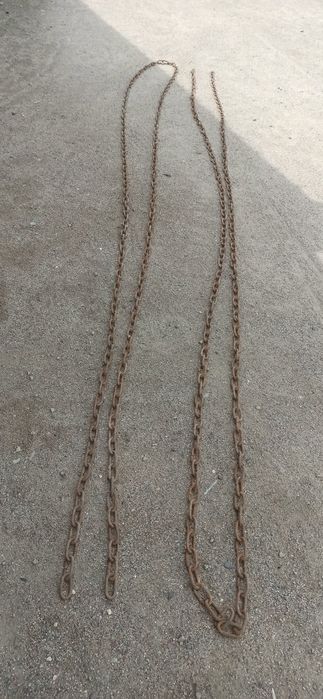 Продам Цепи длина 8 метров