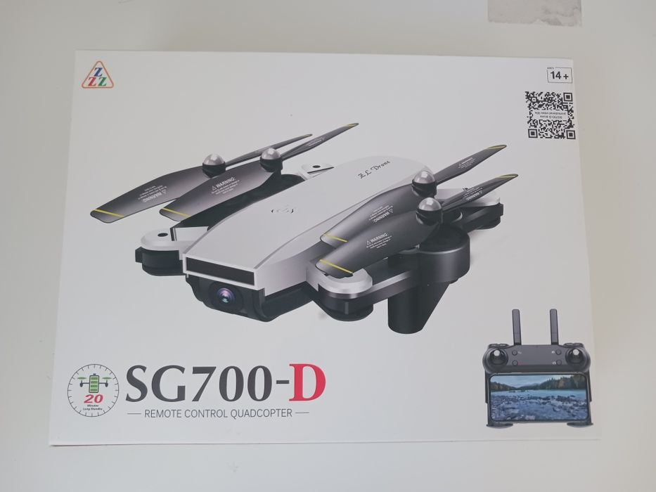 Дрон SG700-D-бял