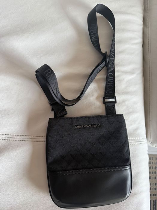 Чанта Emporio Armani