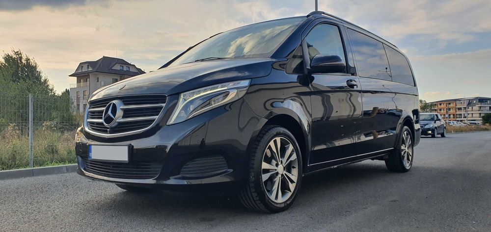 Inchiriere auto 6+1, Van 7 locuri cu sau fara sofer
