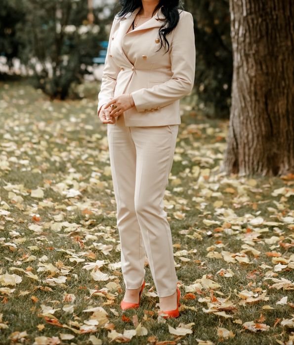 Costum de dama mariem M