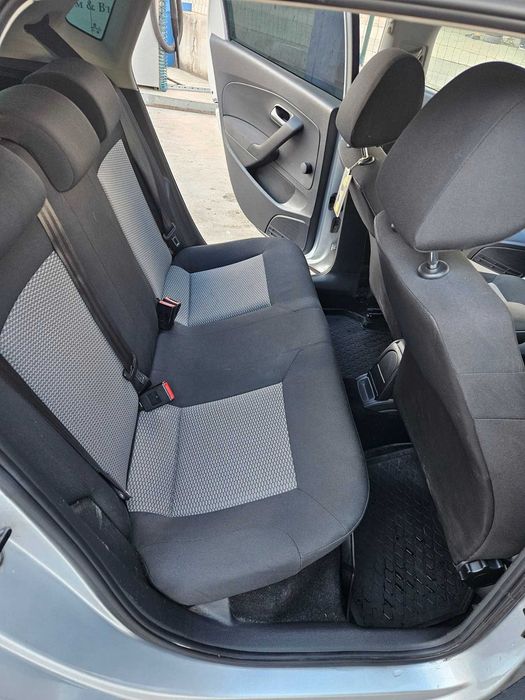 Продавам volkswagen polo