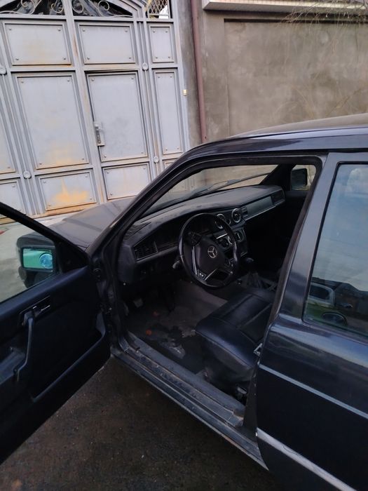 Продаются mercedes-benz 190