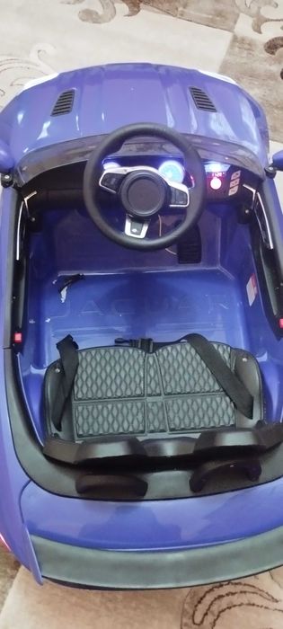 De vânzare mașinuță