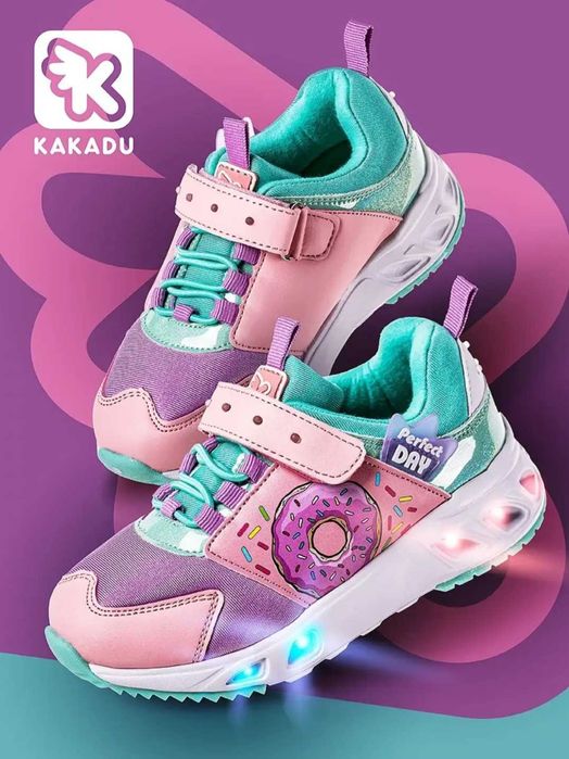 Кроссовки 30 р. светящиеся