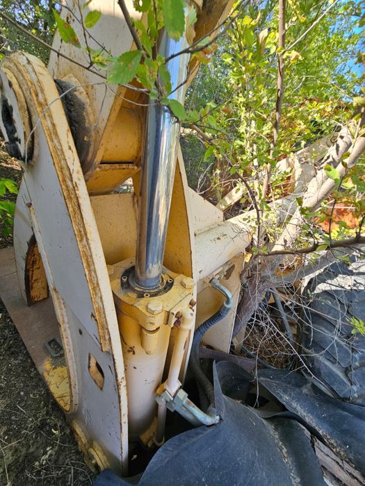 Продам вилы челюстные на погрузчик