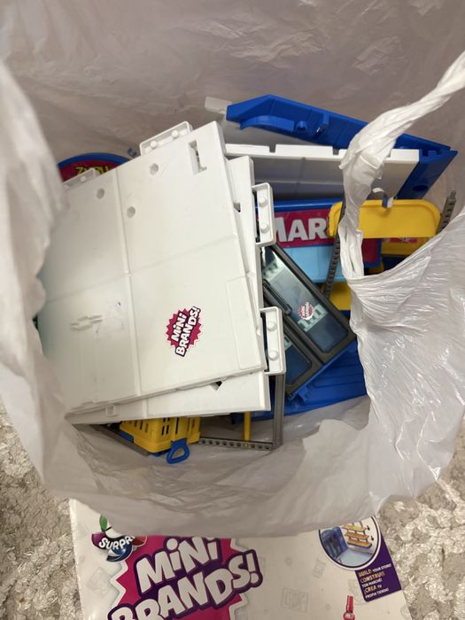 Магазин mini brands