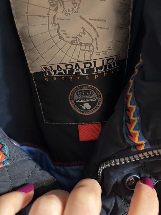 Geaca Napapijri barbat impecabila