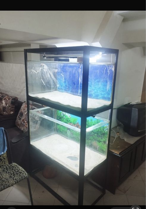 Продам аквариумы .