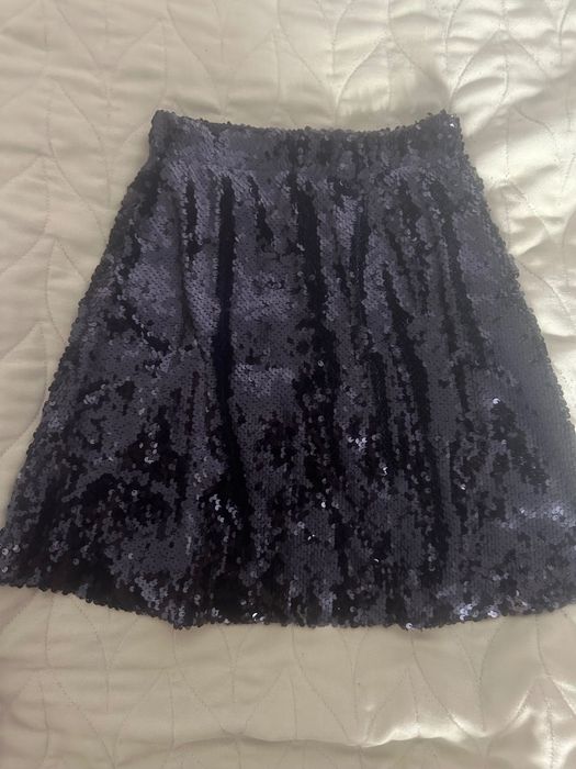 Продаю юбку в паетках