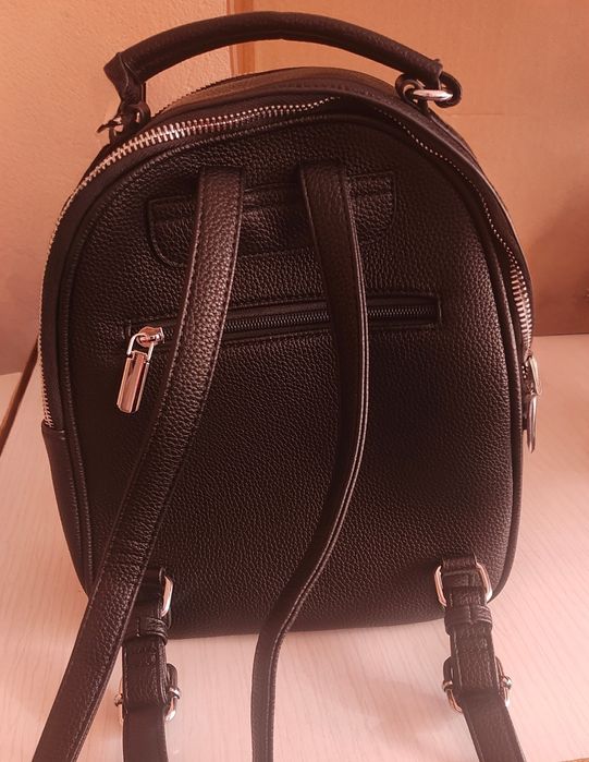 Черна дамска  раница