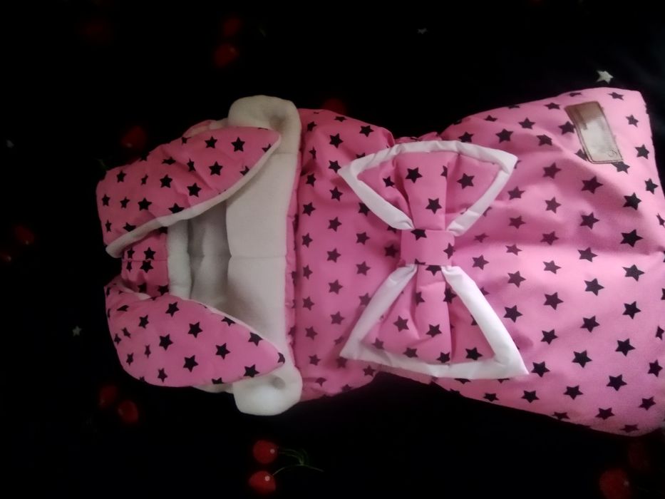 Продам конверт на выписку девочка