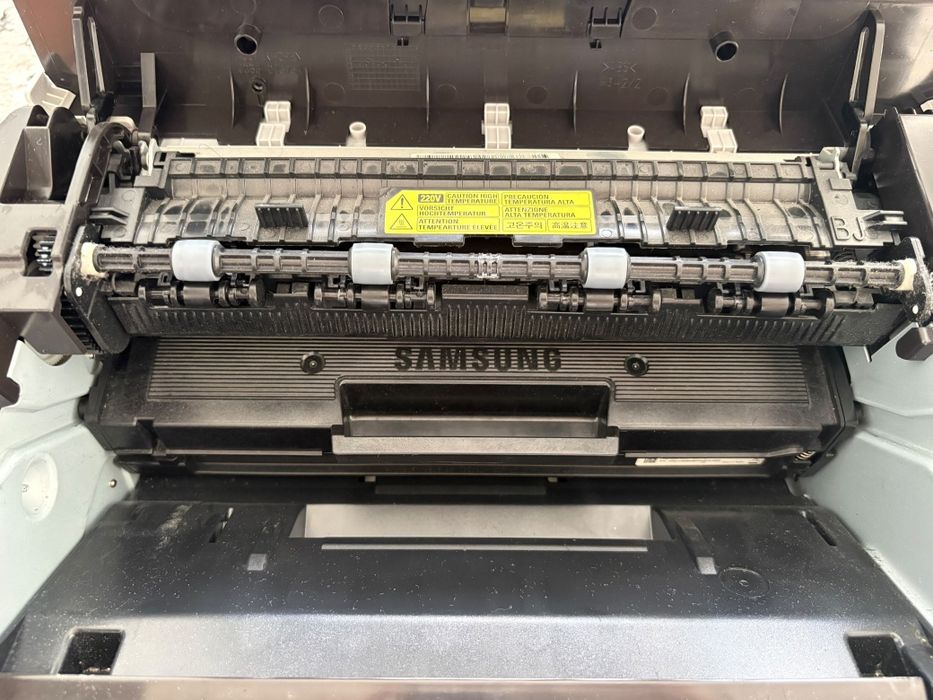 Продаётся принтер Samsung Printer Xpress M202x series
