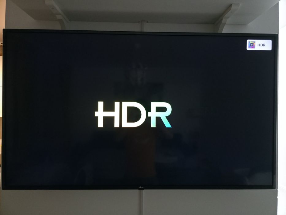 Televizor Smart LG 4k HDR de 152 cm