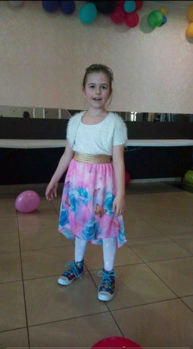 Ефирна детска рокля - 9 години