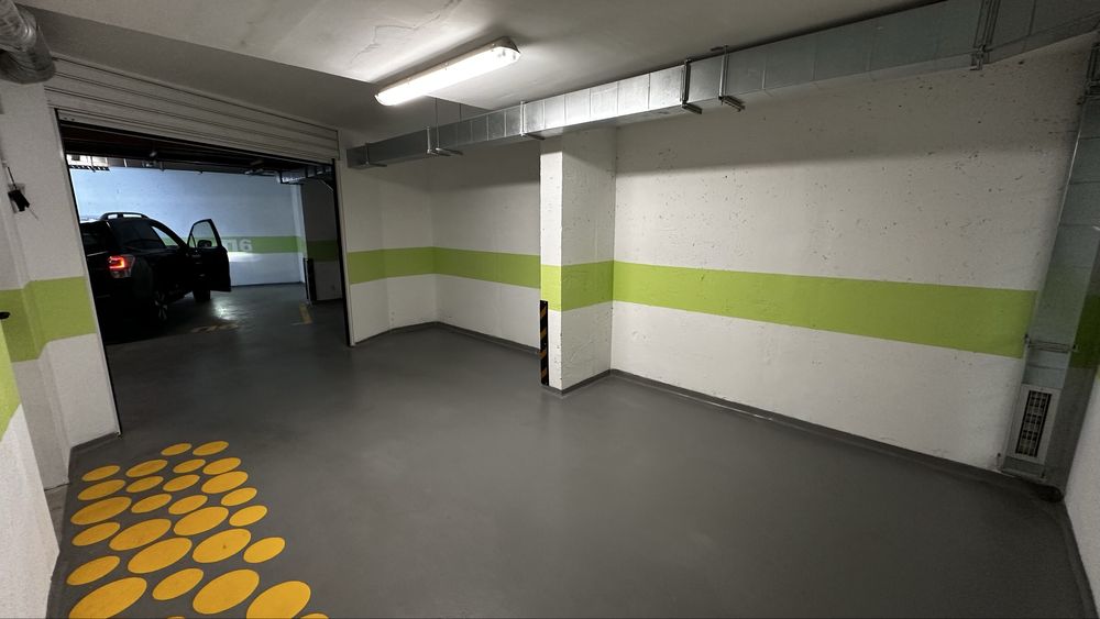 Дава се под наем Гараж / Паркомясто в Варна, Гранд Мол Варна - 26 кв.м за 153 € - Снимка #1