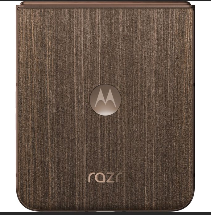 Vând  Motorola  RAZ  70  ULTRA cu Garanție !