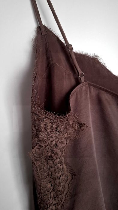 Top  elegant Zara ,maron.