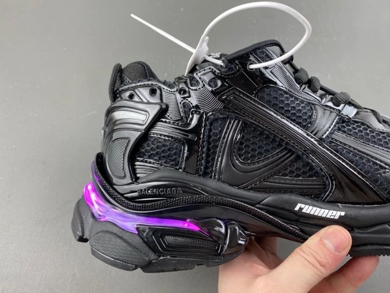 Balenciaga Runner Led