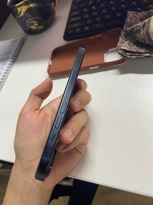 Iphone 15 в отличном состояние