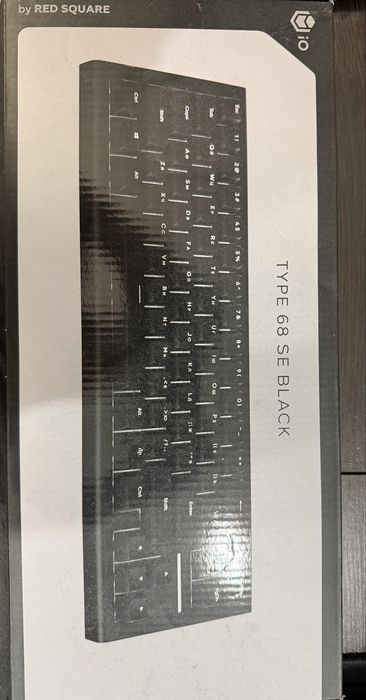 Io type 68 SE black