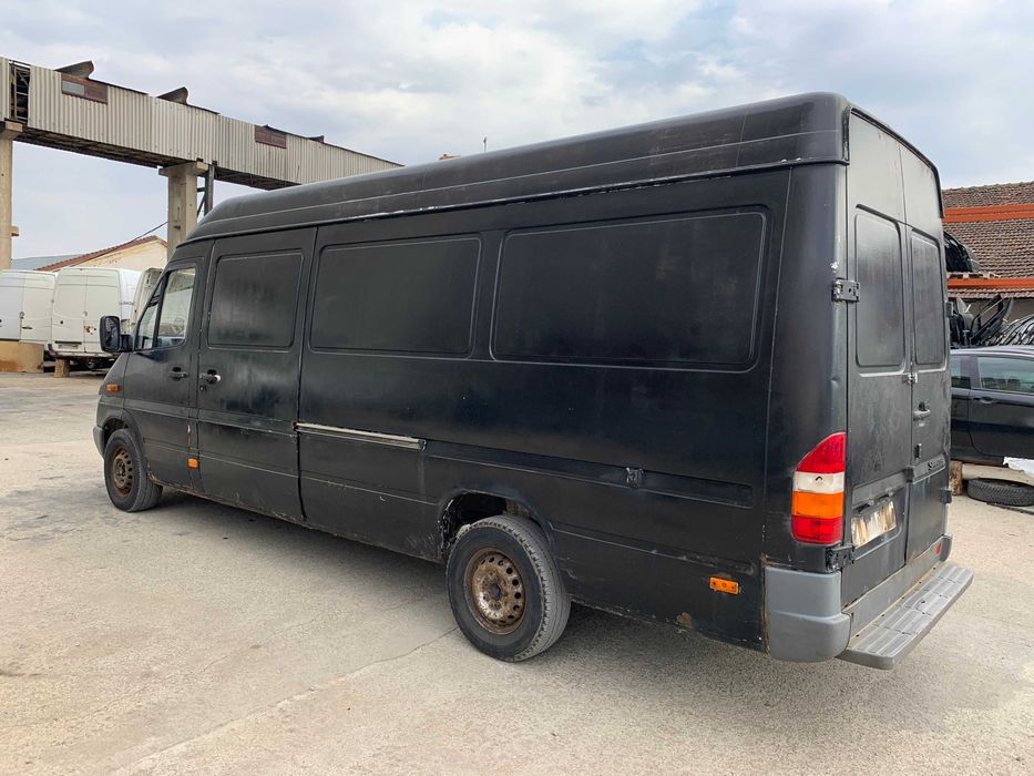 DEZMEMBREZ Mercedes SPRINTER 2.2 311 CDI punte simpla 2002