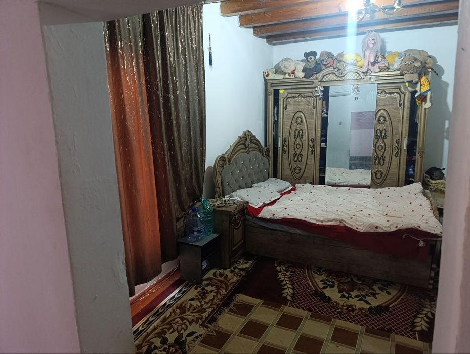 Sotiladi srocna narxi 2mln so'm mebel