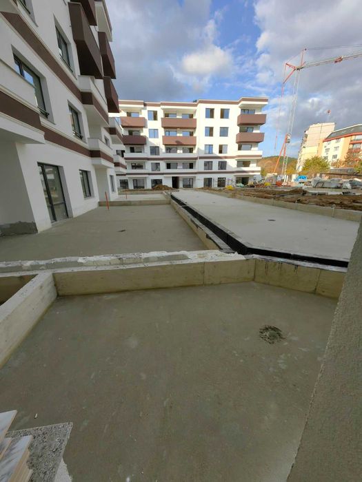 Продава се Едностаен апартамент в Перник, Изток - 45 кв.м за 1077 €/кв.м - Снимка #2