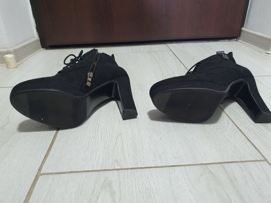 Botine / ghete cu toc 38