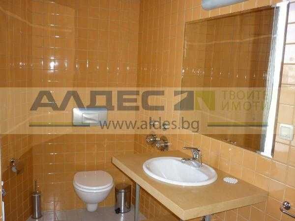 Дава се под наем Тристаен апартамент в София, Докторски паметник - 243 кв.м за 2144.55 € - Снимка #8