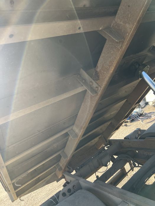 Самосвална уредба за iveco 2.90/2.15см