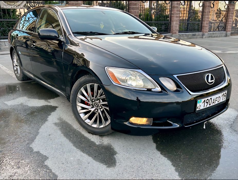 Продам лексус  GS300