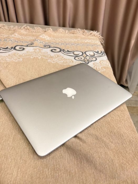 MakBook-13 в отличном состоянии