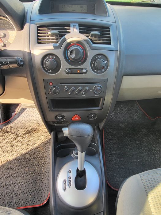 Renault Megane 1.6 Бензин/Automatic/Напълно обслужен